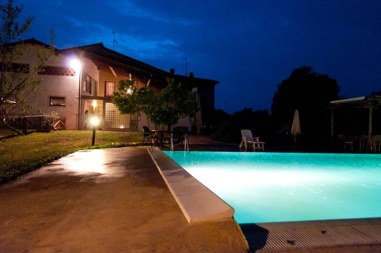 Bed and Breakfast Casale Del Sole Garda Monzambano Exteriér fotografie