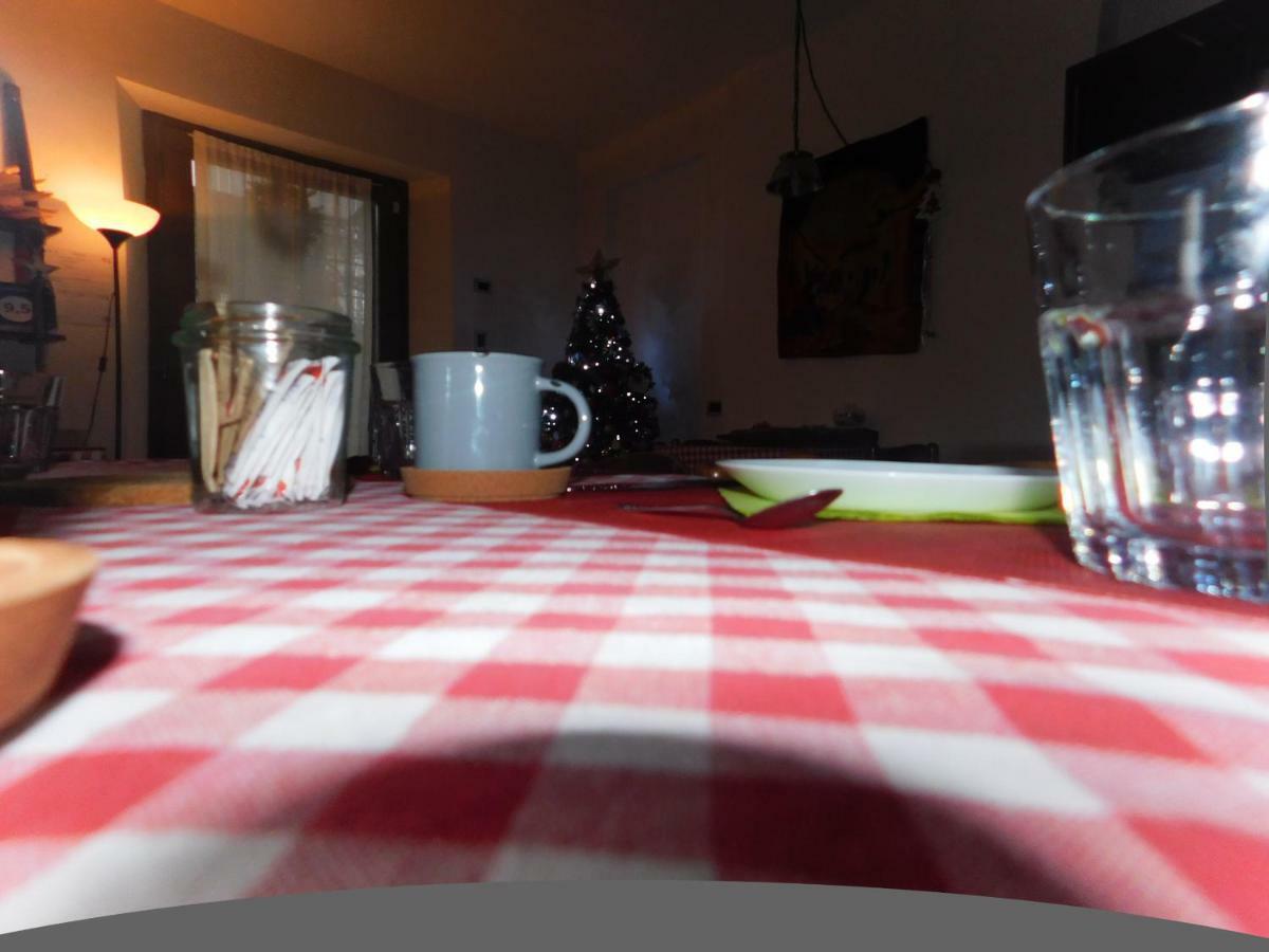 Bed and Breakfast Casale Del Sole Garda Monzambano Exteriér fotografie