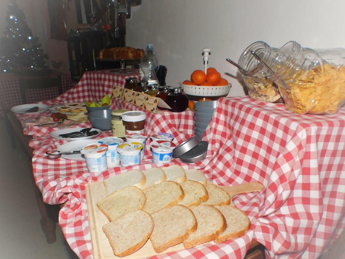 Bed and Breakfast Casale Del Sole Garda Monzambano Exteriér fotografie