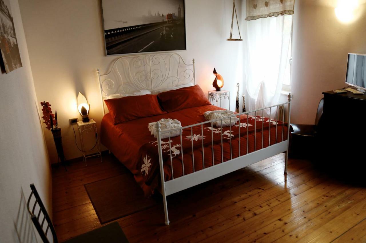 Bed and Breakfast Casale Del Sole Garda Monzambano Exteriér fotografie